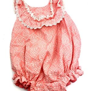 Rachel Zoe Baby Outift Size 3/6m Infant Girls One Piece Snap Strawberries
